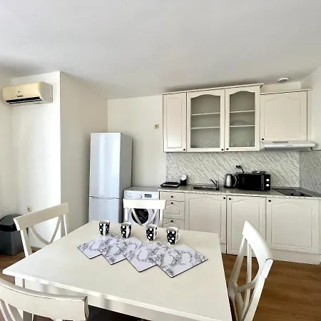 апартамент флорес - Flores Apartment